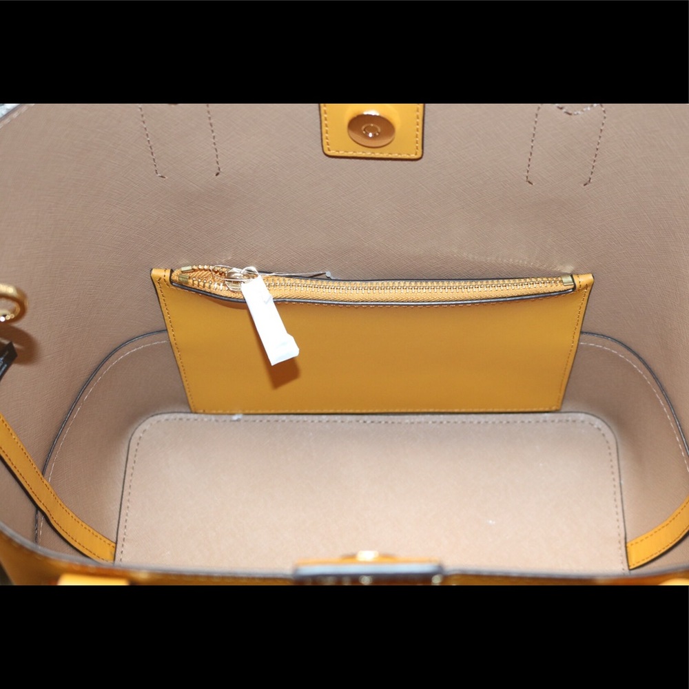 🌼SOLD🌼NWT Michael Kors Trista 2 in 1 - Picture 8 of 8